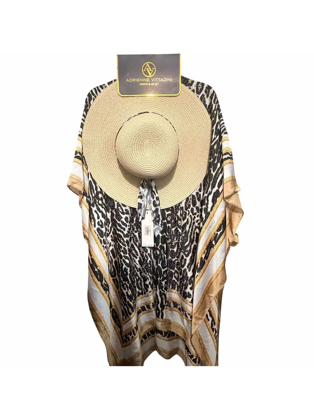 NWT Adrienne Vittadini hat and kimono set in Ivory